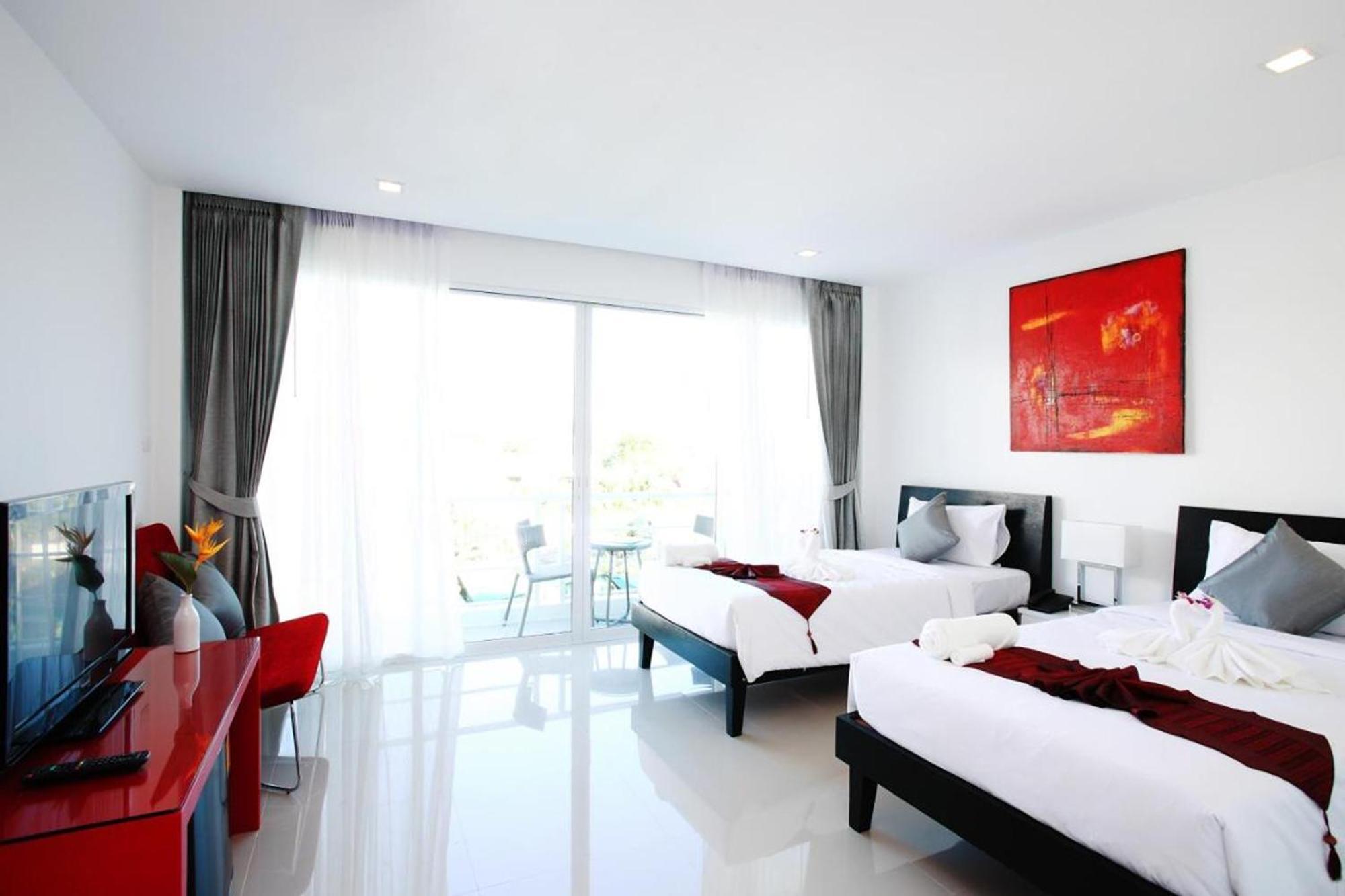 One World One Home Naiharn Hotel Rawai Exterior photo